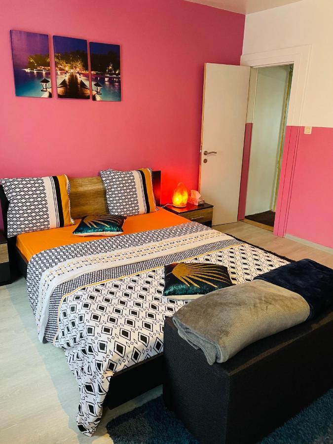 Bien-Etre-Au-Calme Et Parking Gratuit Villa Seraing Exteriör bild