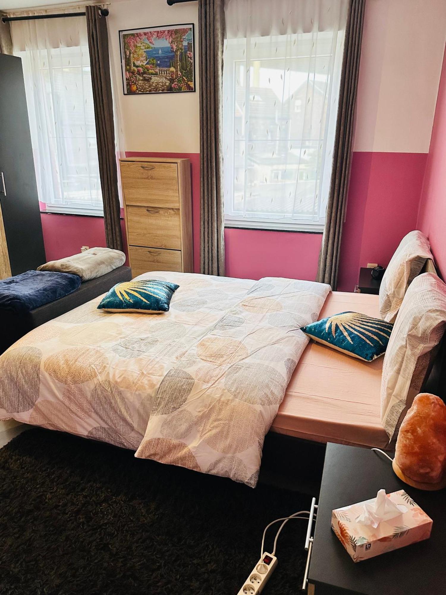 Bien-Etre-Au-Calme Et Parking Gratuit Villa Seraing Exteriör bild